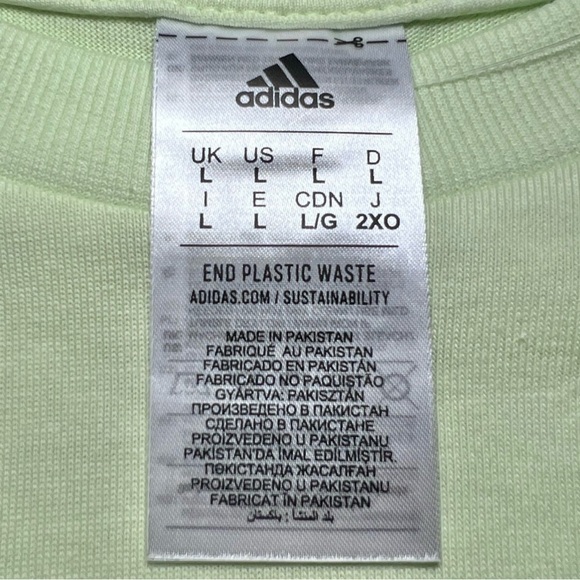 adidas Essentials Brandlove Sweatshirt in Almost Lime - Picture 7 of 9